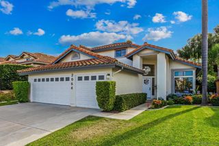 2064 White Birch Dr, Vista, CA 92081