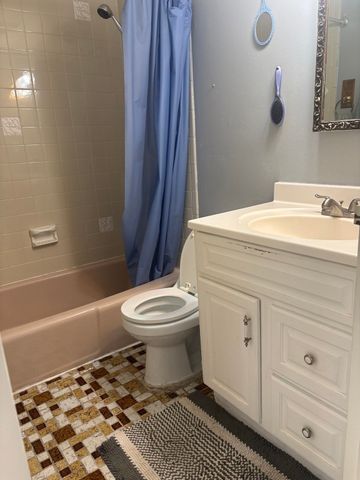 175 Ward St 60, Revere, MA 02151
