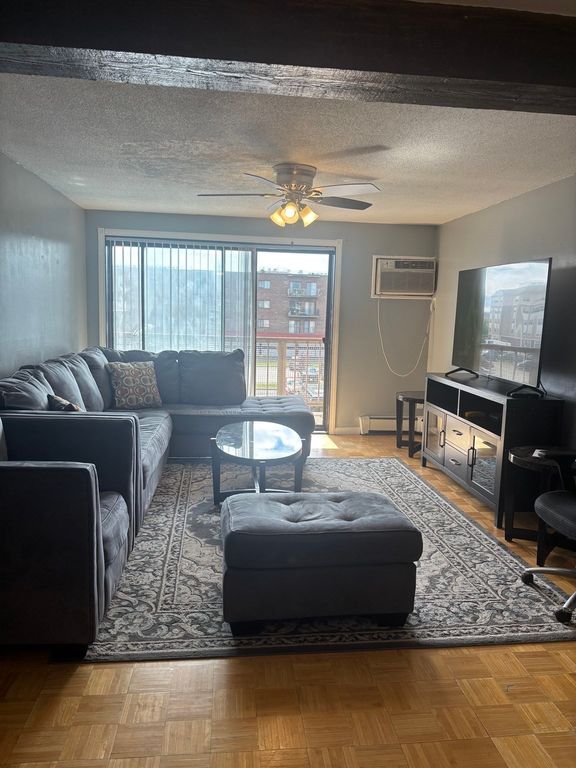 175 Ward St 60, Revere, MA 02151