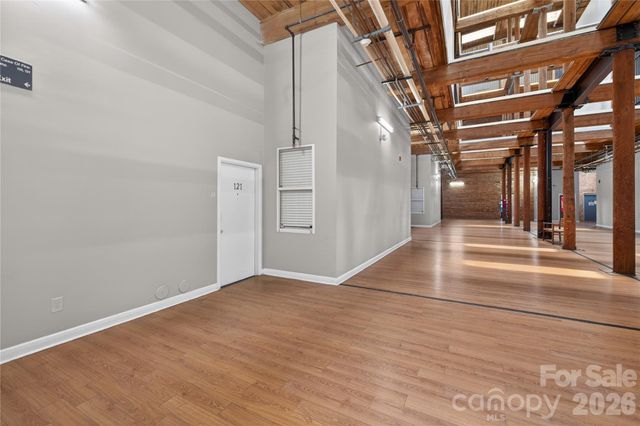 201 S Hoskins Road 121, Charlotte, NC 28208