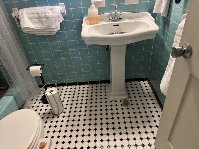 3421 SW 15th Street, Fort Lauderdale, FL 33312