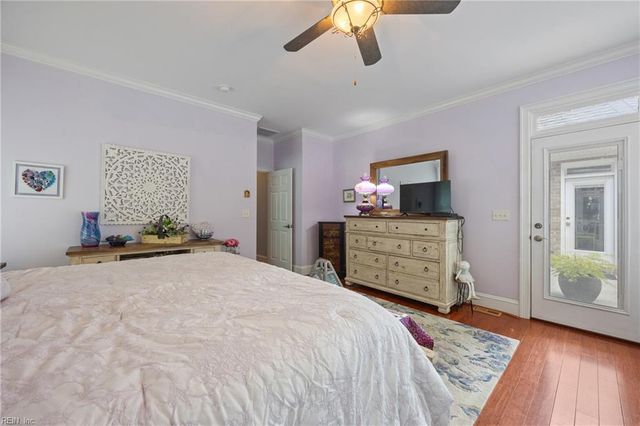 102 Trumpet RD, Smithfield, VA 23430