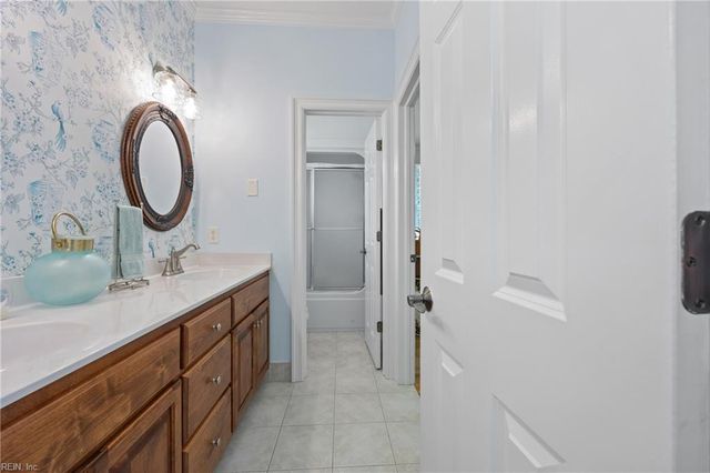102 Trumpet RD, Smithfield, VA 23430