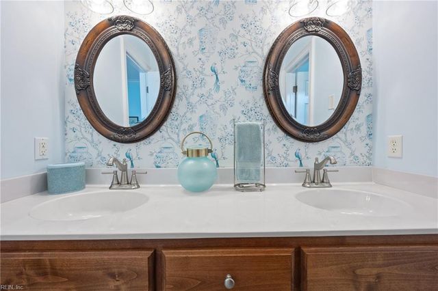 102 Trumpet RD, Smithfield, VA 23430