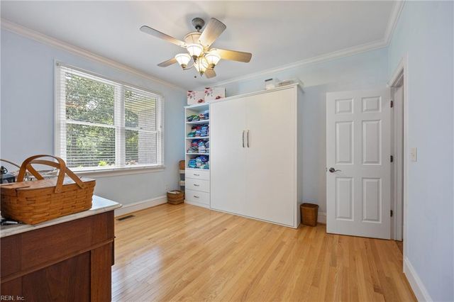 102 Trumpet RD, Smithfield, VA 23430