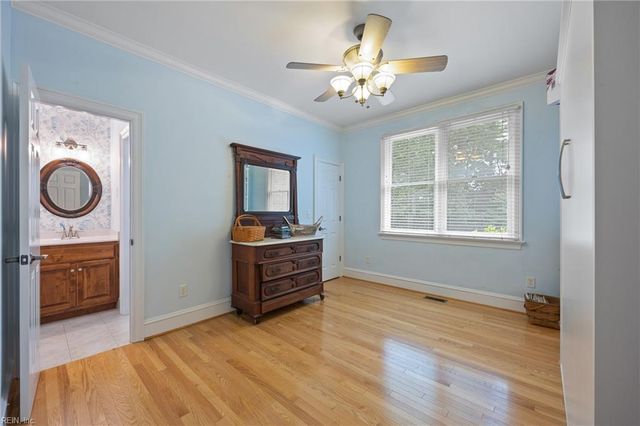 102 Trumpet RD, Smithfield, VA 23430