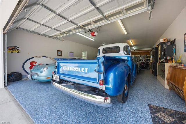 102 Trumpet RD, Smithfield, VA 23430