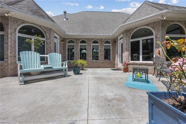 102 Trumpet RD, Smithfield, VA 23430
