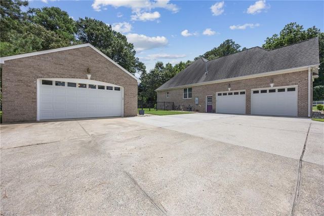 102 Trumpet RD, Smithfield, VA 23430