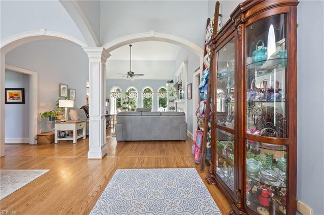 102 Trumpet RD, Smithfield, VA 23430