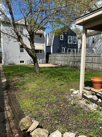 2005 DARROW Avenue, Evanston, IL 60201