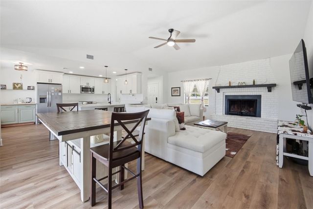 18208 STATE ROAD 52, Land O Lakes, FL 34638