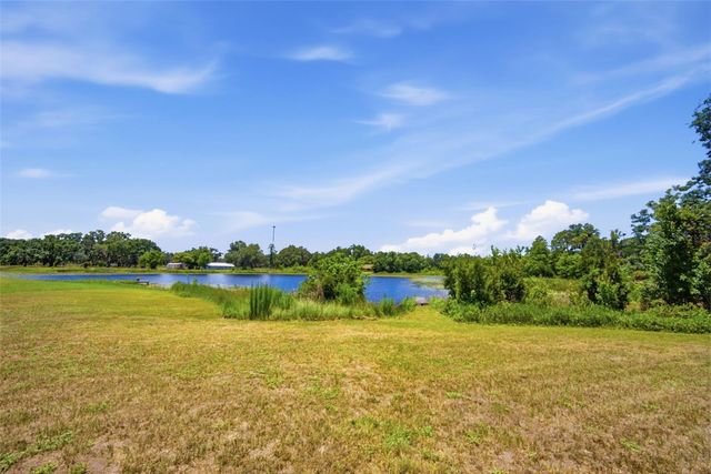 18208 STATE ROAD 52, Land O Lakes, FL 34638