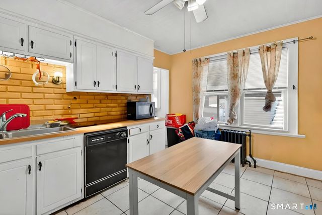 1440 Wood Avenue 1st Floor, Bridgeport, CT 06604