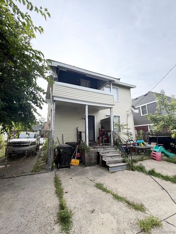 12781 Pinehurst Street, Detroit, MI 48238