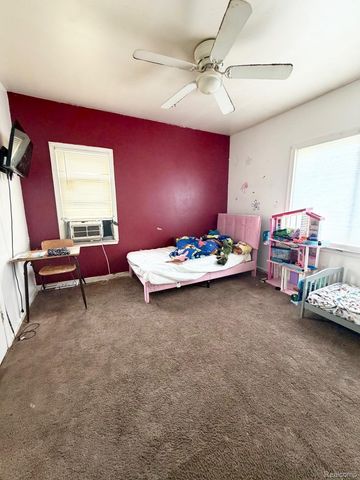 12781 Pinehurst Street, Detroit, MI 48238