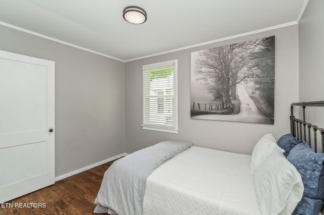 3953 Greenleaf Ave, Knoxville, TN 37919