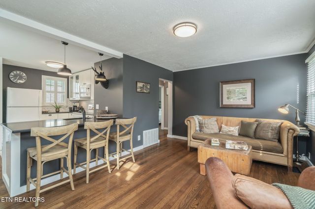 3953 Greenleaf Ave, Knoxville, TN 37919