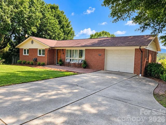 1270 Amherst Road, Morganton, NC 28655