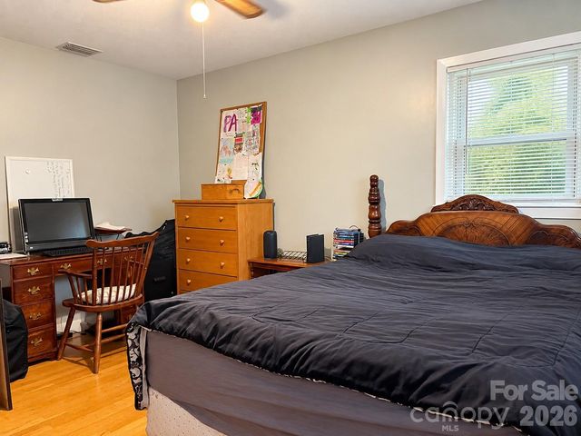 1270 Amherst Road, Morganton, NC 28655