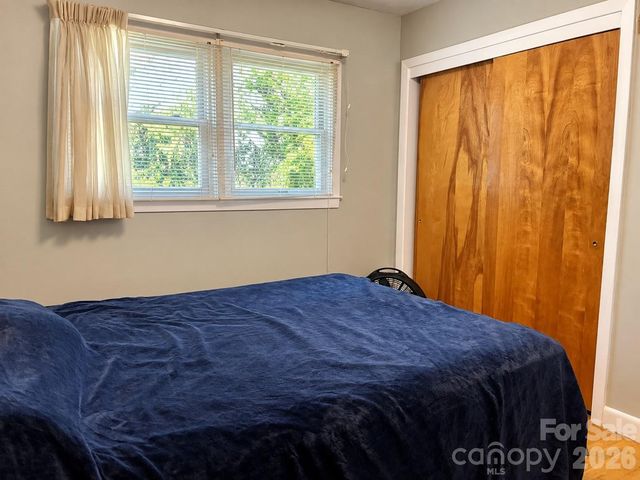 1270 Amherst Road, Morganton, NC 28655