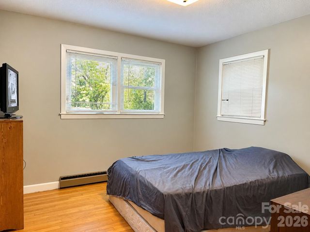1270 Amherst Road, Morganton, NC 28655