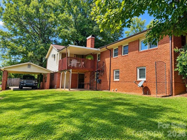 1270 Amherst Road, Morganton, NC 28655