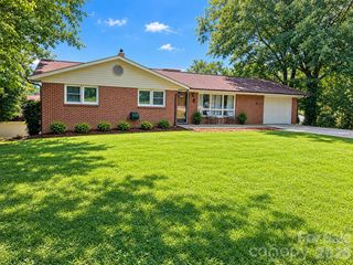 1270 Amherst Road, Morganton, NC 28655