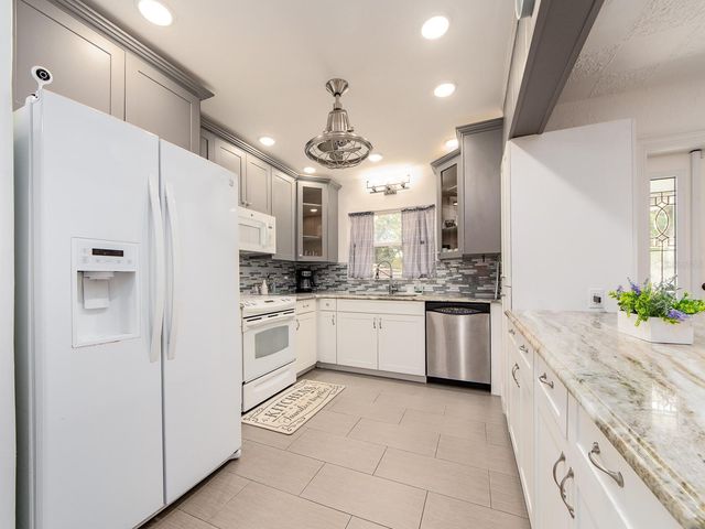 2154 N HERCULES AVENUE, Clearwater, FL 33763