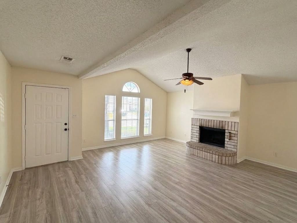 8109 E Summer Trail Drive, Fort Worth, TX 76137 — photo 4