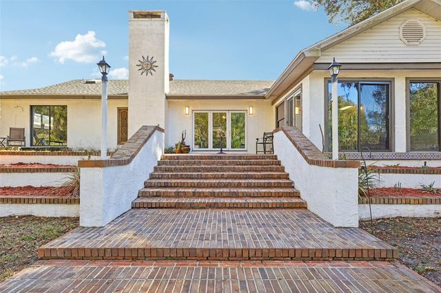 4219 MAGNOLIA AVENUE, Leesburg, FL 34748