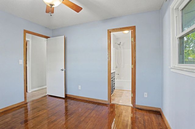 340 W 7th, Haysville, KS 67060