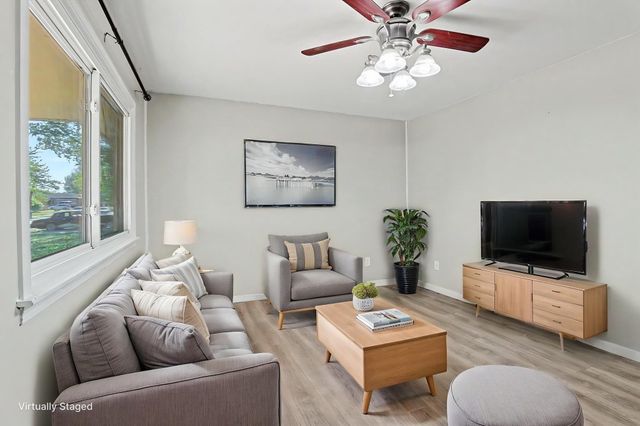 340 W 7th, Haysville, KS 67060