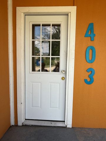 601 SW Menard Street, Sonora, TX 76950