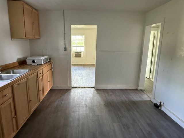 601 SW Menard Street, Sonora, TX 76950