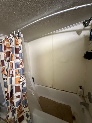 601 SW Menard Street, Sonora, TX 76950