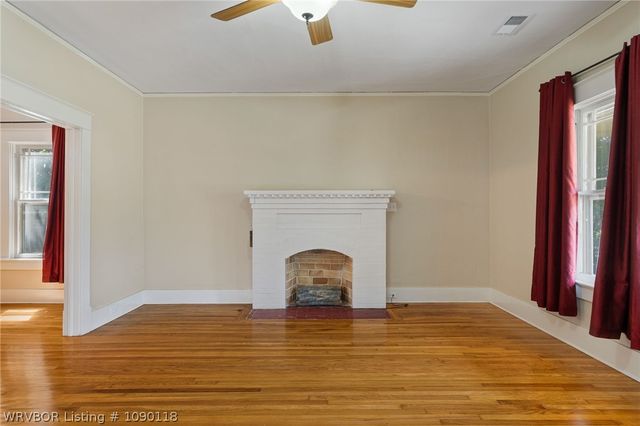 2014 S M Street, Fort Smith, AR 72901