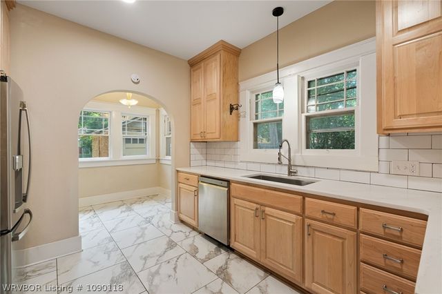 2014 S M Street, Fort Smith, AR 72901