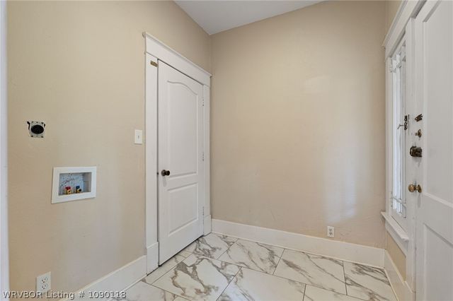 2014 S M Street, Fort Smith, AR 72901