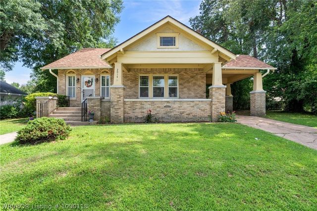 2014 S M Street, Fort Smith, AR 72901