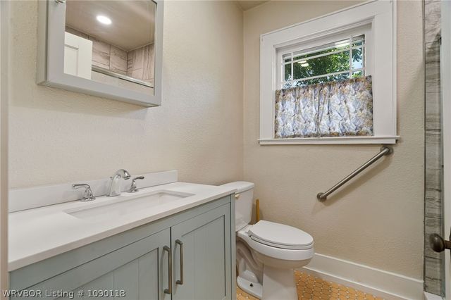 2014 S M Street, Fort Smith, AR 72901