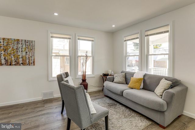 3 N GROVE AVE, National Park, NJ 08063