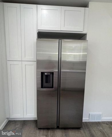 3 N GROVE AVE, National Park, NJ 08063