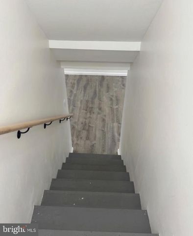 3 N GROVE AVE, National Park, NJ 08063