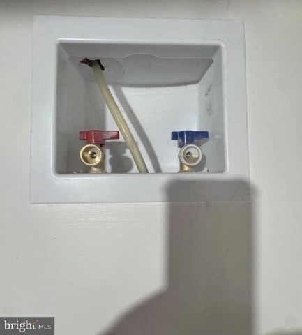 3 N GROVE AVE, National Park, NJ 08063