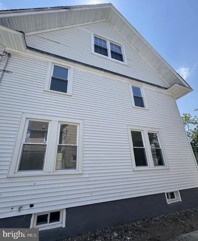 3 N GROVE AVE, National Park, NJ 08063