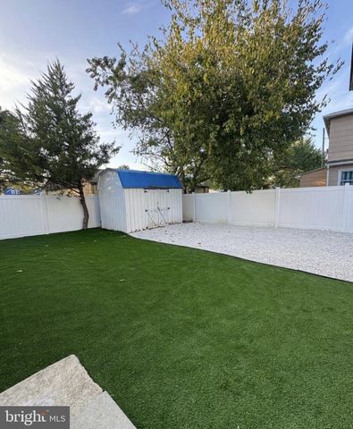 3 N GROVE AVE, National Park, NJ 08063