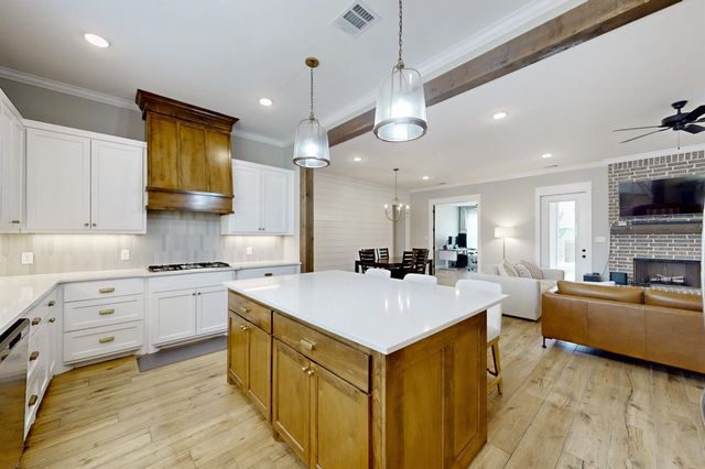 1748 Kerr Valley Lane, College Station, TX 77845