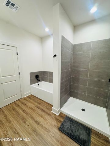 512 Highland Oaks Lane, Lafayette, LA 70508