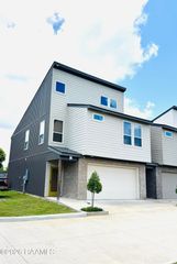 512 Highland Oaks Lane, Lafayette, LA 70508